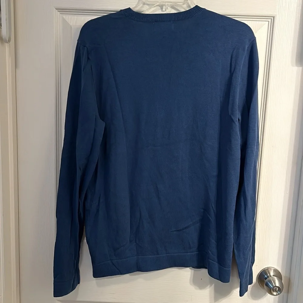 Men’s Banana Republic Blue Cotton Pullover V-neck sweater.  Size‎ Small